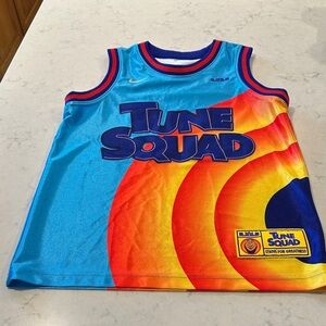 Nike Kids Tune Squad Jersey - size Medium. Great condition